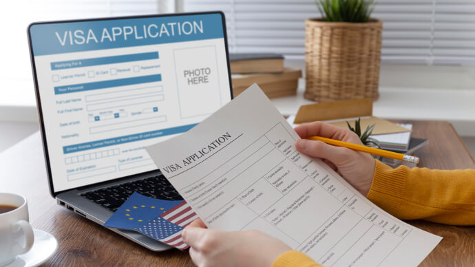 Navigating the array of residency visa types in UAE(2024)