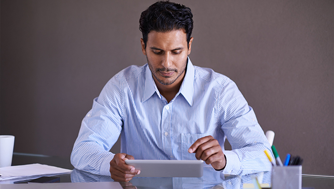 How Do I Know If I Need a Business License? (UAE Guide for Investors)